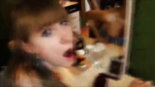 Парень толстым пенисом у зеркала вдул длинноногой девушке друга в узкое очко